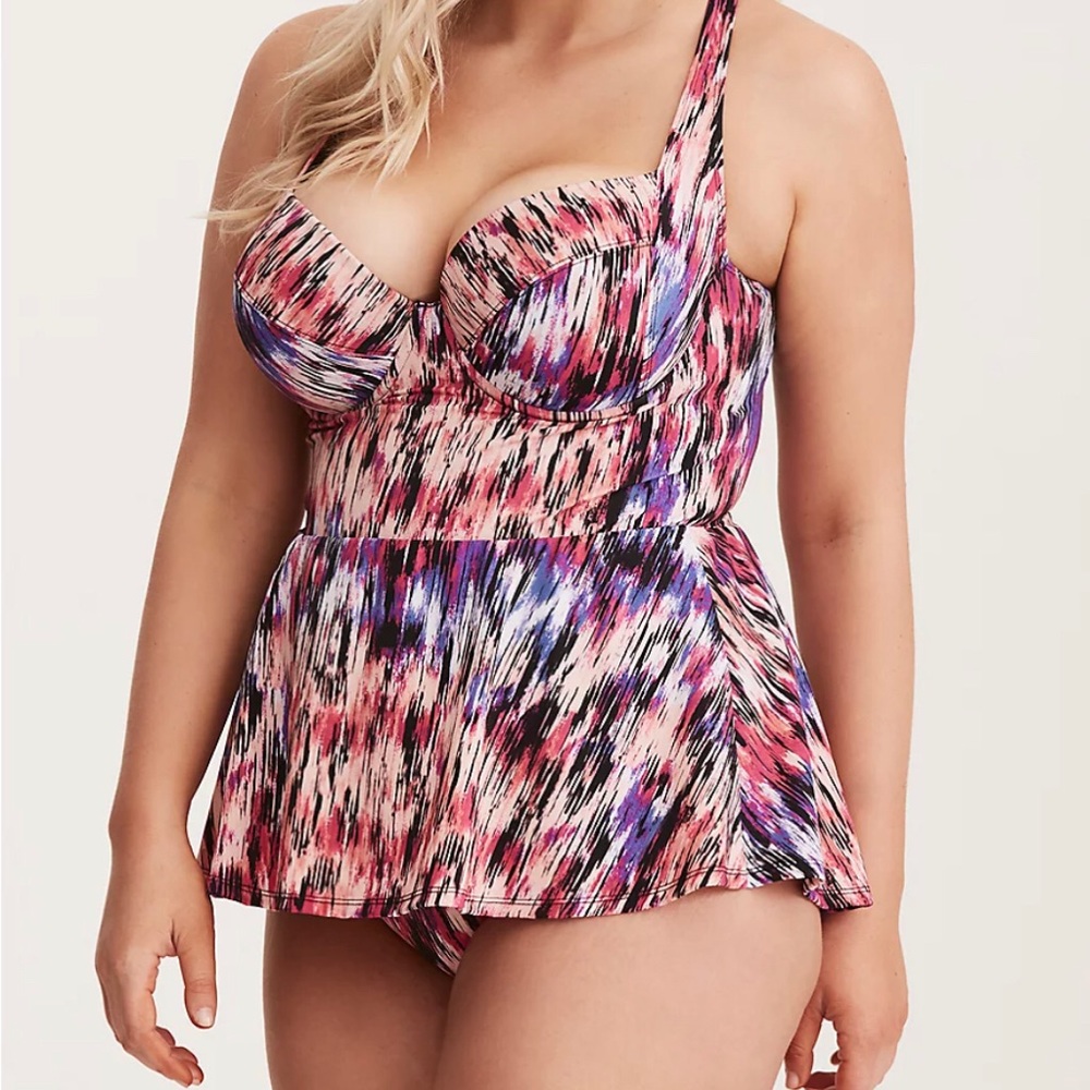 COPY - Torrid Size 1 one piece swimsuit